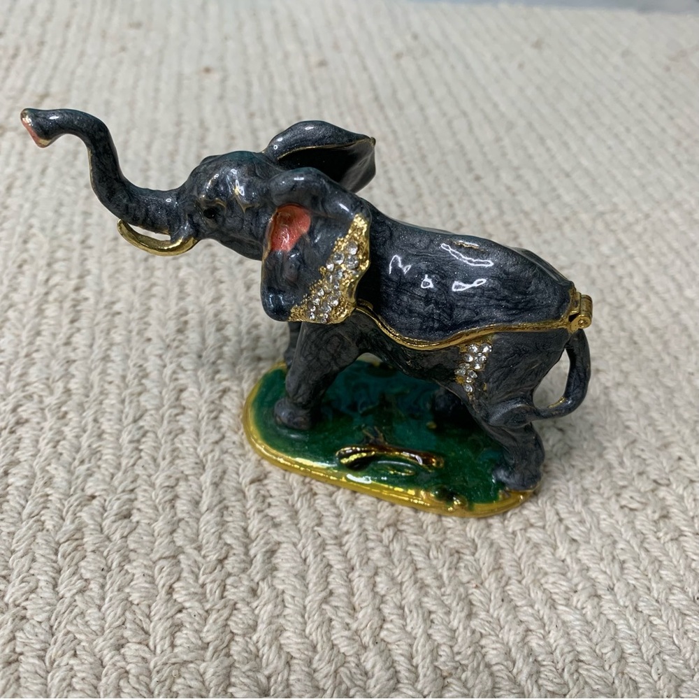 Jeweled Elephant Gray Enamel Trinket Box Hinged Gold Trim Magnetic Closure